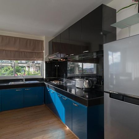 Goldstone Residency Patong , Phuket Apartman Kültér fotó