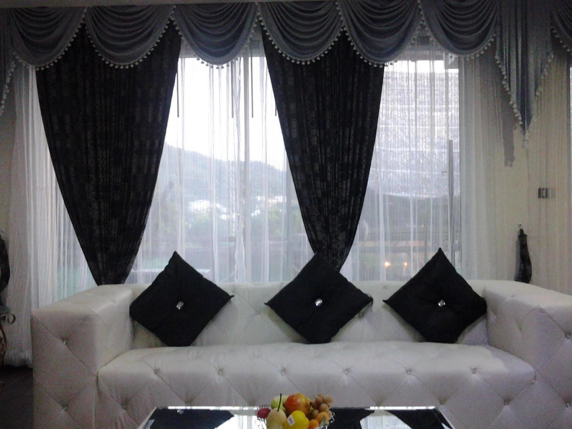 Goldstone Residency Patong , Phuket Apartman Kültér fotó