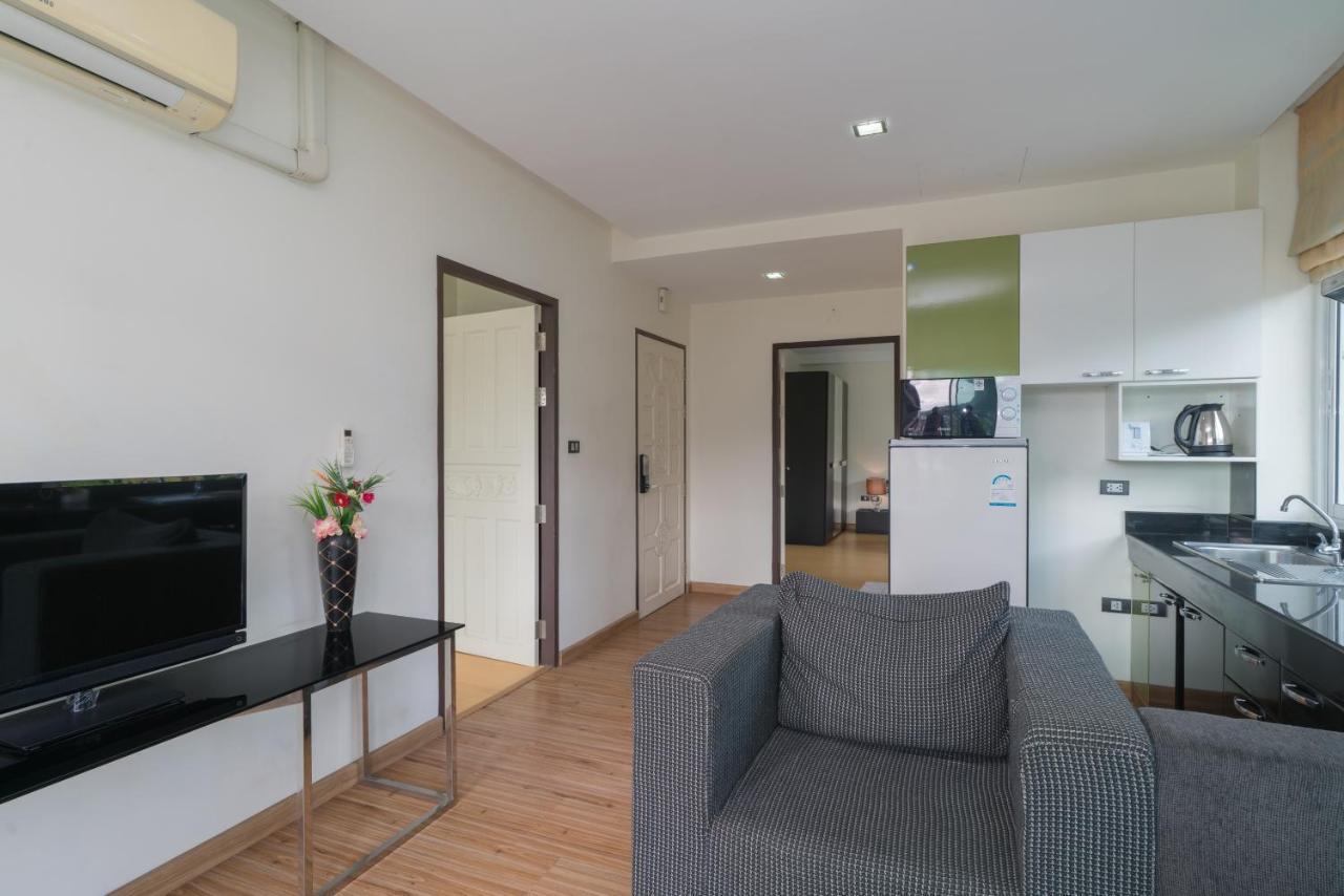 Goldstone Residency Patong , Phuket Apartman Kültér fotó