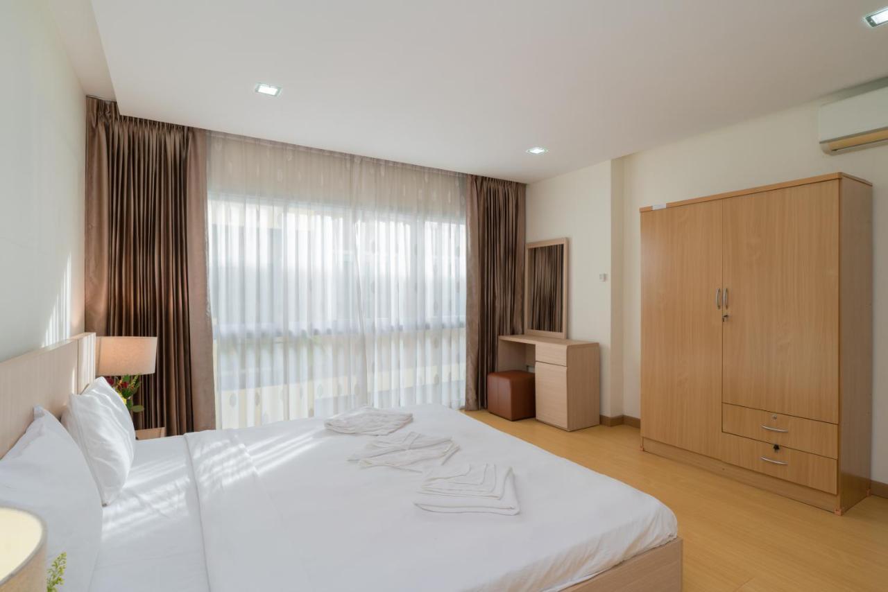 Goldstone Residency Patong , Phuket Apartman Kültér fotó