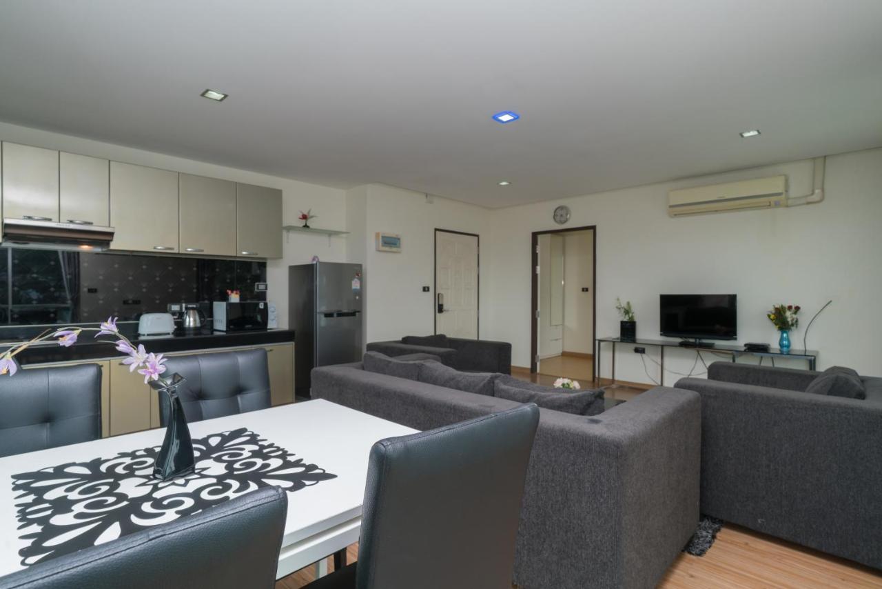 Goldstone Residency Patong , Phuket Apartman Kültér fotó
